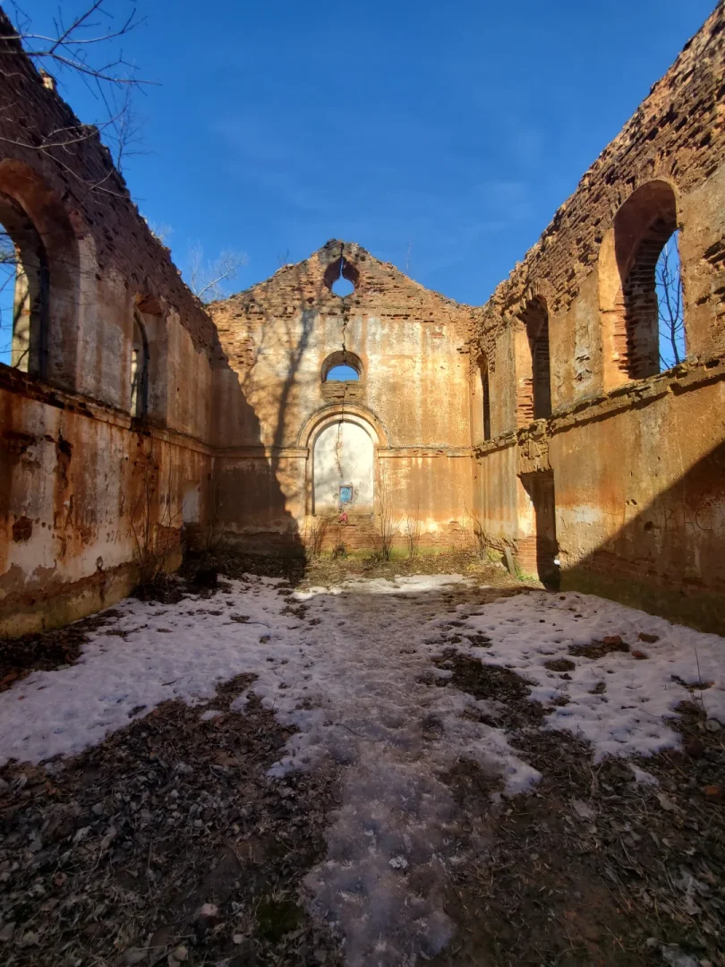 Церковь Петра и Павла в Старинках — история заброшенного храма — фото 6