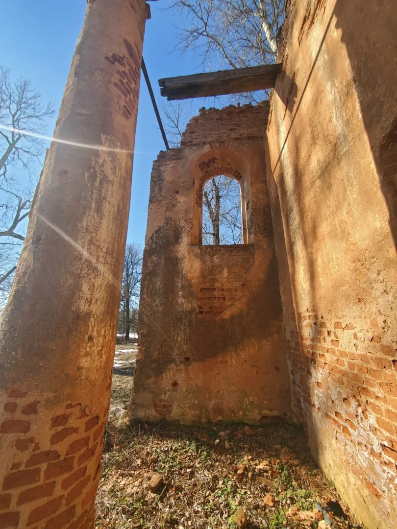 Церковь Петра и Павла в Старинках — история заброшенного храма — фото 9