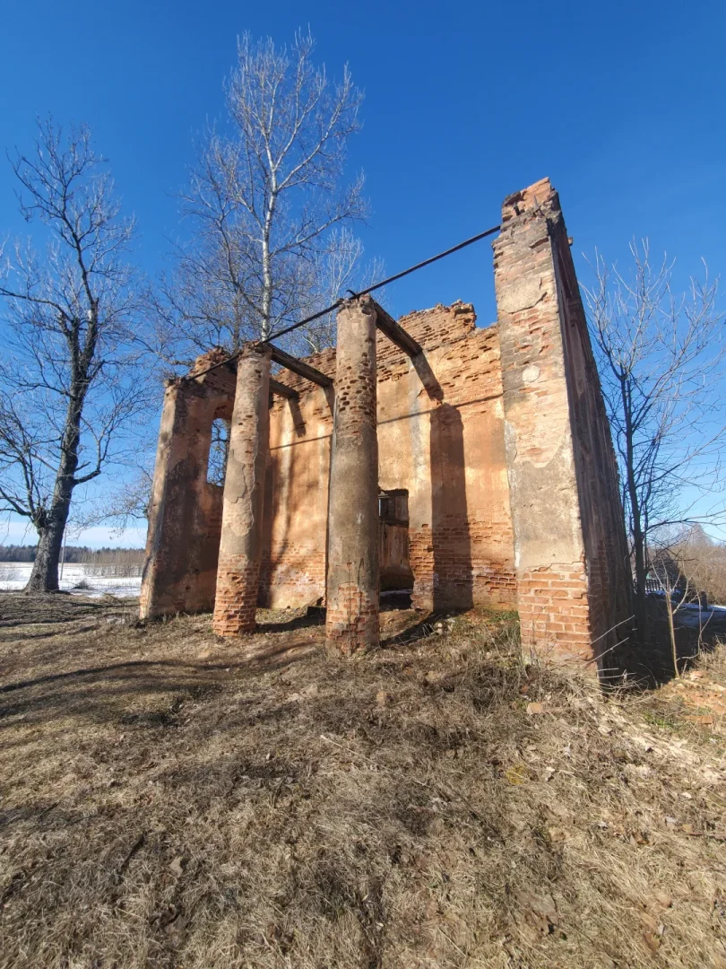 Церковь Петра и Павла в Старинках — история заброшенного храма — фото 3