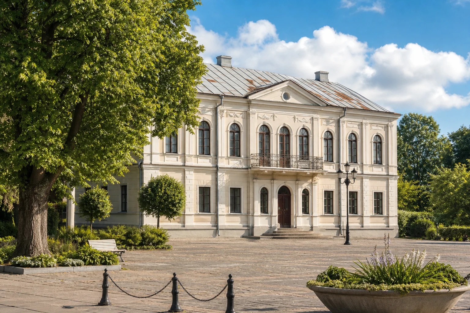 Историческое здание: г. Гродно, ул. Замковая, 5