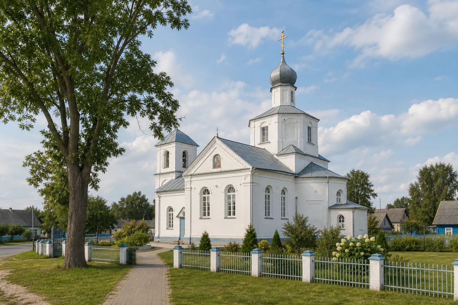 Храм Рождества Пресвятой Богородицы в Уваровичах