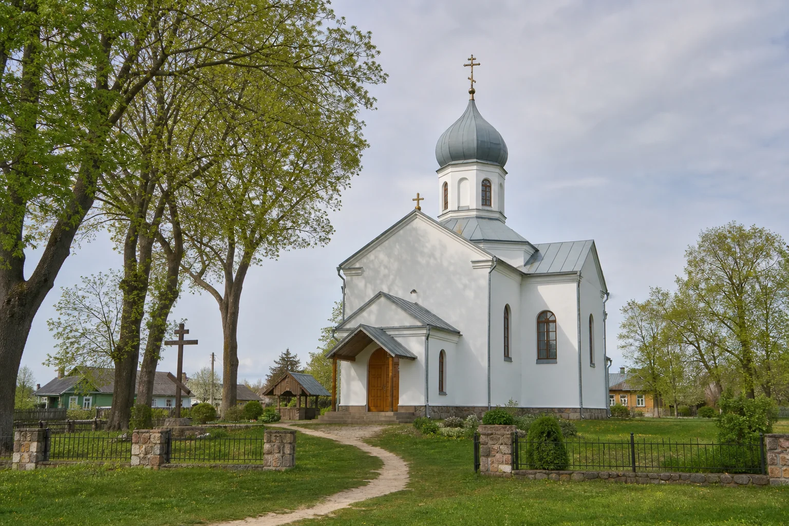 Храм Святой Троицы (1827)