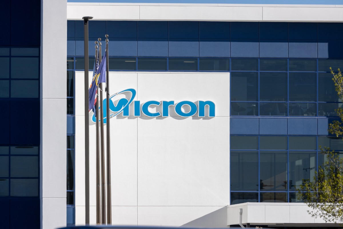 Micron наращивает прибыль на фоне дефицита чипов памяти