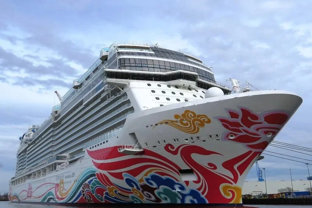 Norwegian Cruise Line превысила прогноз за третий квартал и повысила годовой план