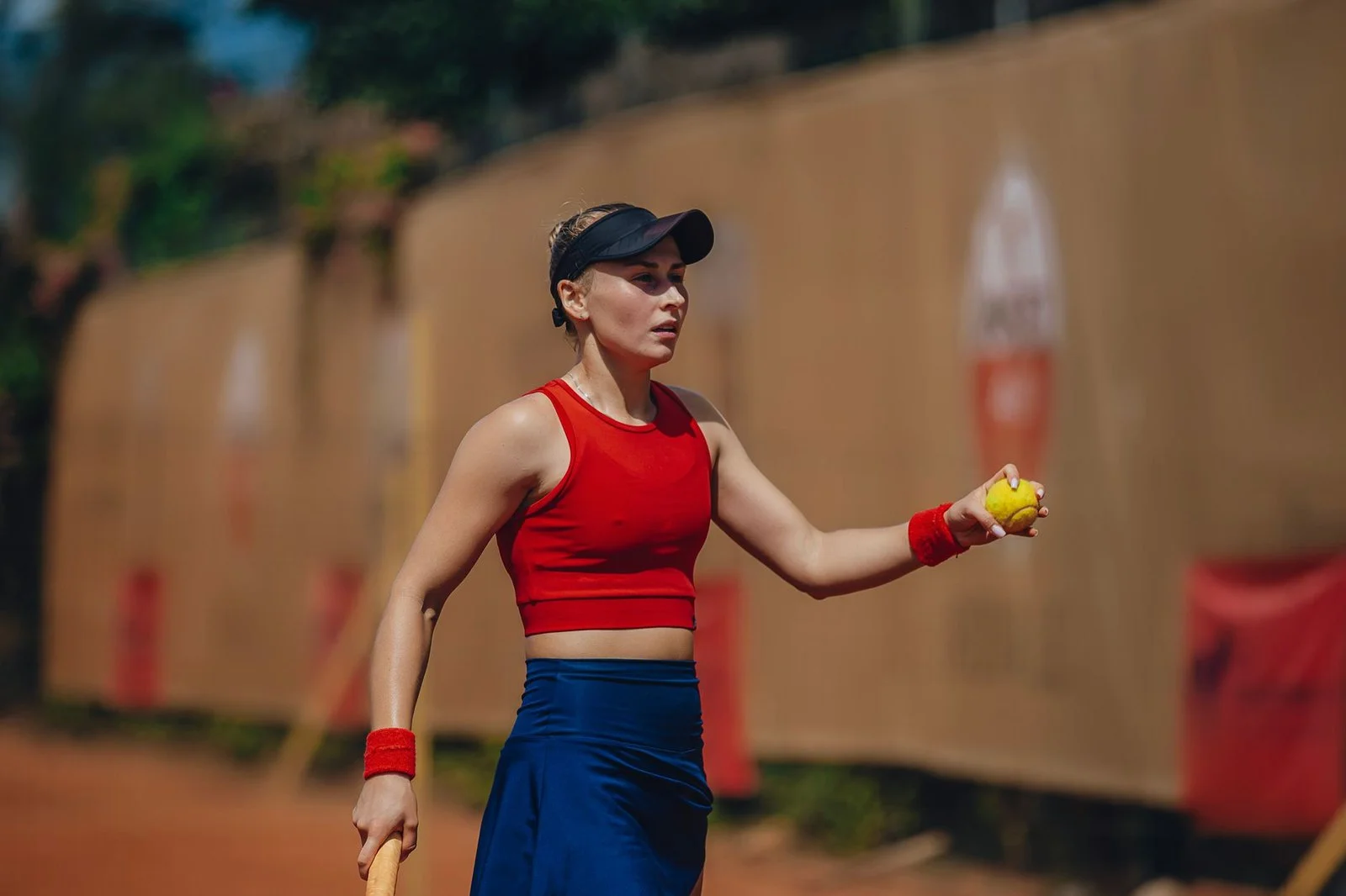Александра Саснович уступила в 1/8 финала турнира WTA-500 в Сингапуре