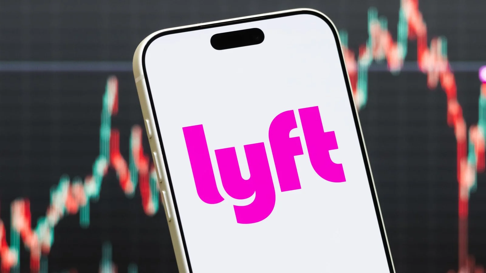 Lyft выплатит $272,5 млн по иску о неправильной классификации водителей