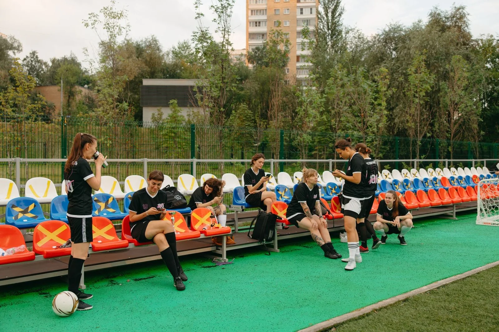Дмитрий Дергай: «Хорошо, что на скамейке запасных есть футболисты, которые могут выходить и делать игру»