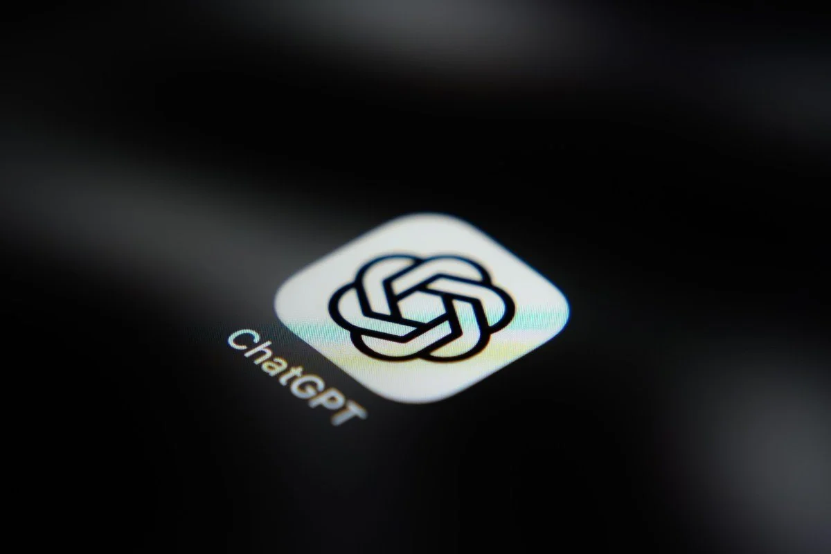 OpenAI приостанавливает подписку Pro из-за ажиотажа вокруг модели Astra