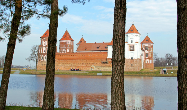 Дворец Мирского замка — фото 3