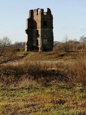 Замок Белый Ковель в Смолянах