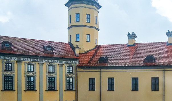 Часовая башня Несвижского замка — фото 2