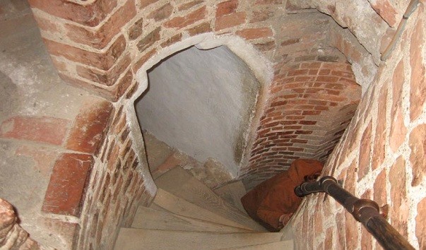 Тюрьма Мирского замка
