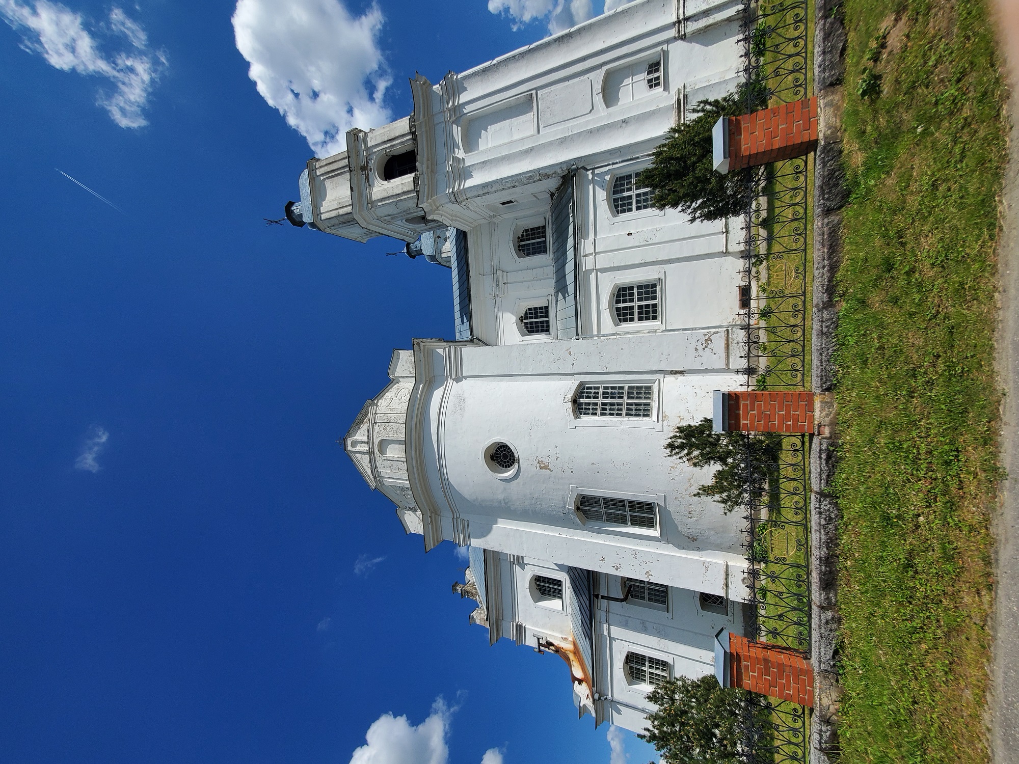 Костел Святой Троицы в деревне Дуниловичи