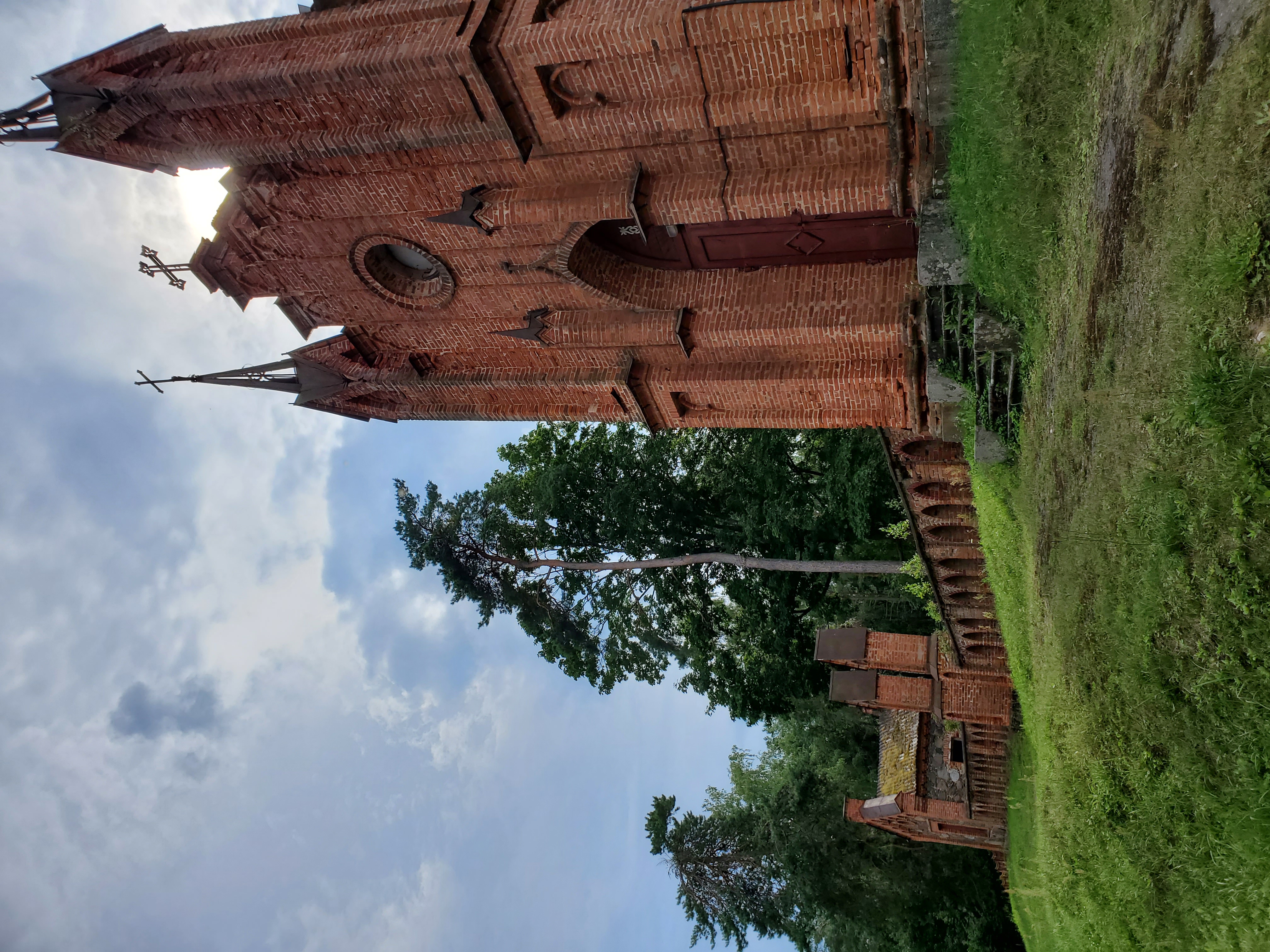 Часовня-усыпальница Плятеров в Ахремовцах — фото 3
