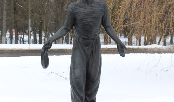Памятник Петру Алейникову в Шклове