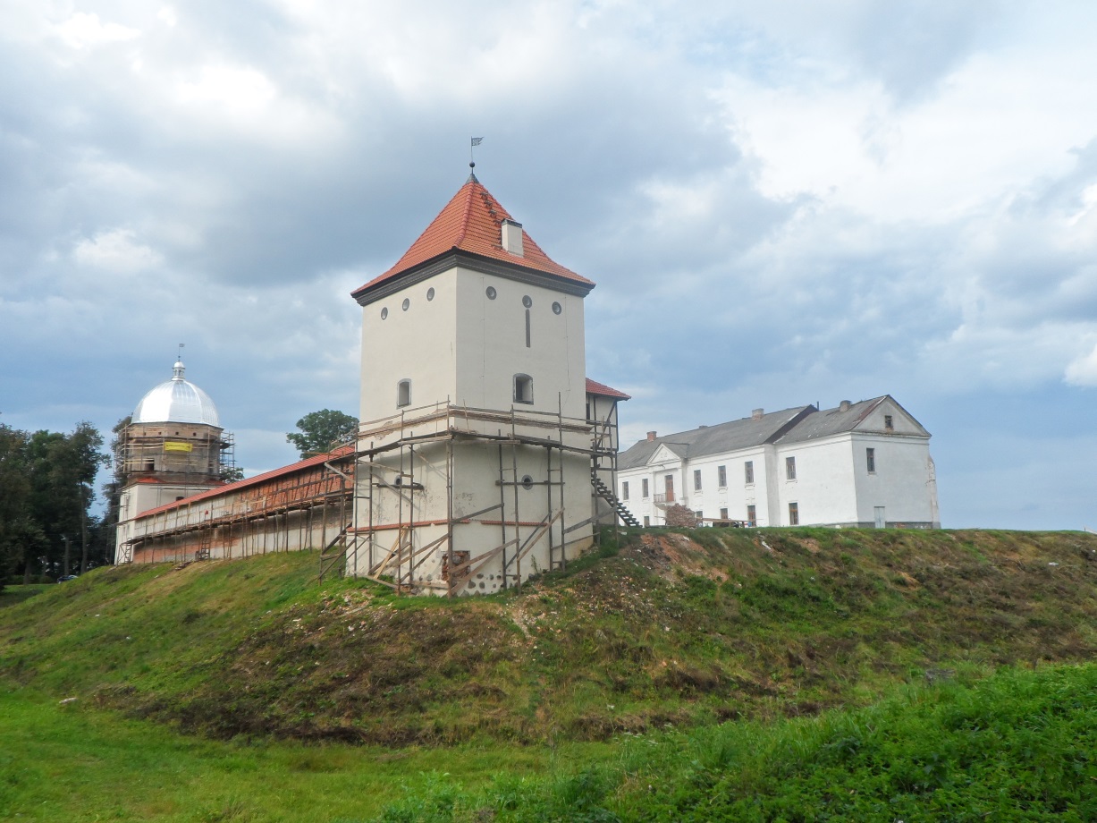 Замок в Любче