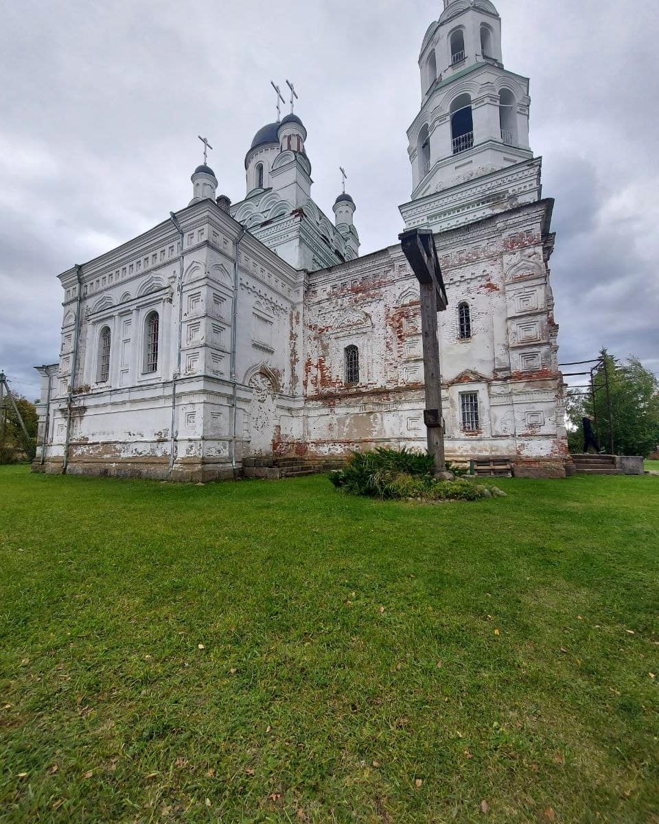 Храм Святой Живоначальной Троицы в агрогородке Улла — фото 6