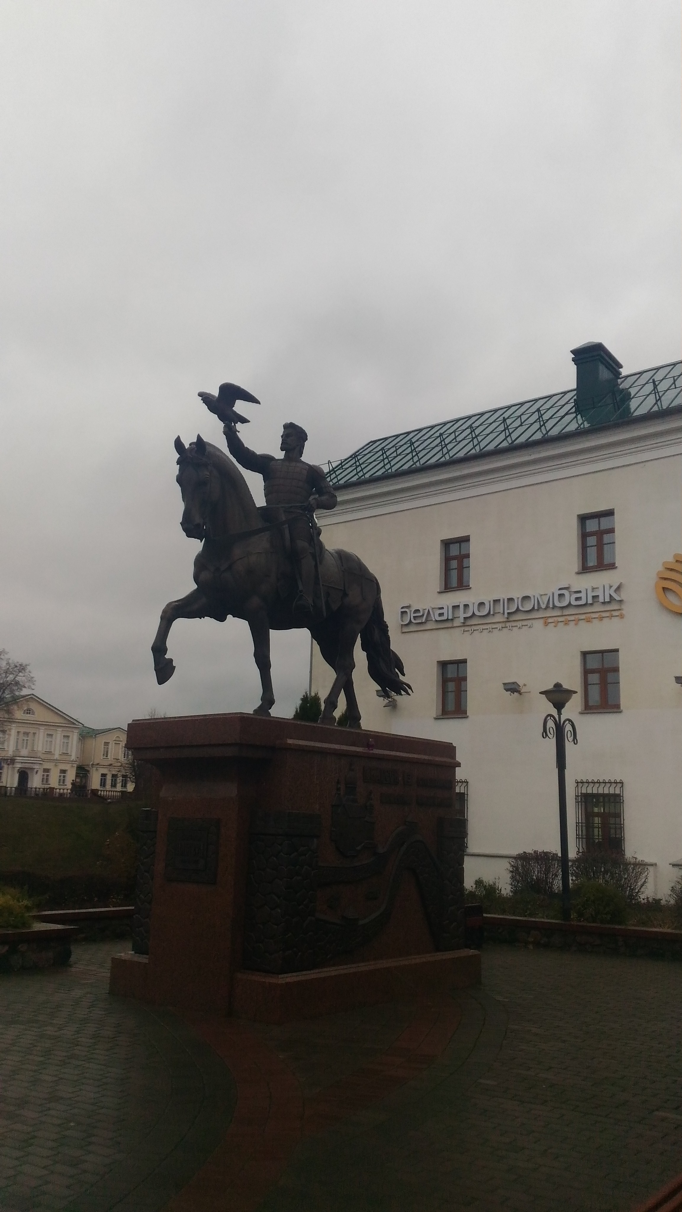 Памятник князю Ольгерду в Витебске — фото 2