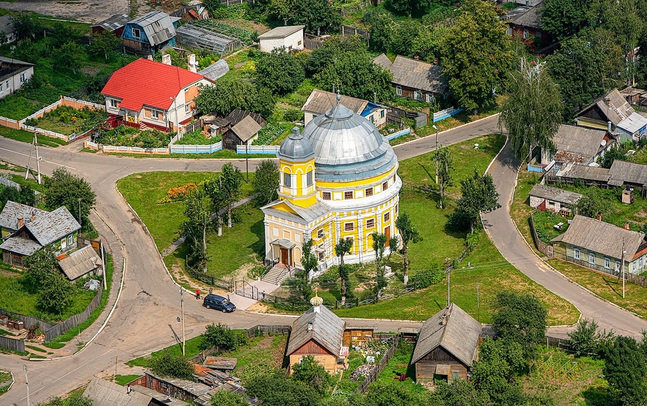 Спасо-преображенская церковь в Чечерске